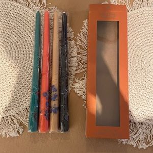 *BRAND NEW* URBAN OUTFITTERS CANDLES